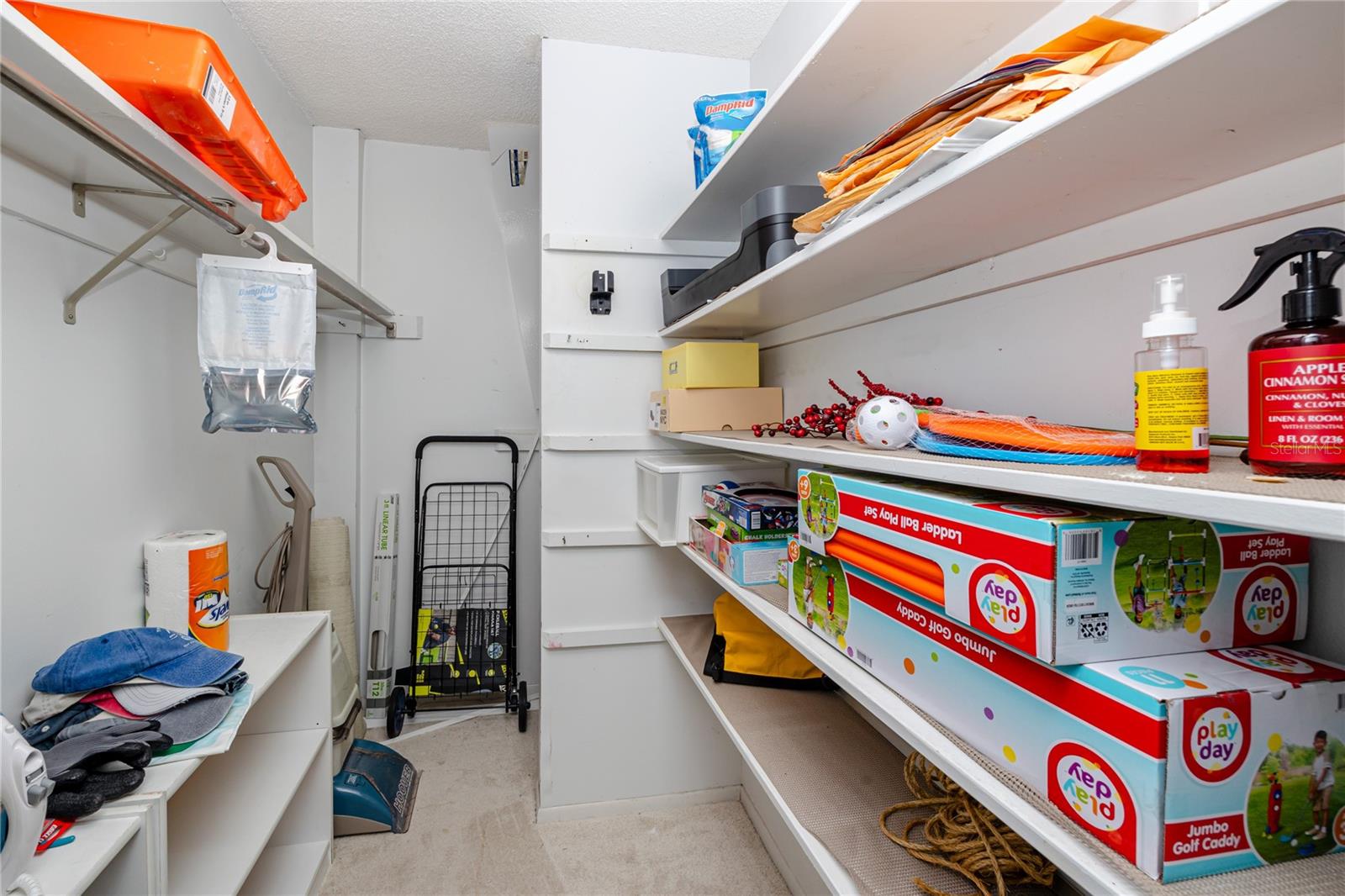 HAMILTON HOUSE THE CONDO - Residential