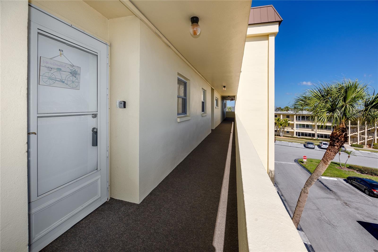 HAMILTON HOUSE THE CONDO - Residential