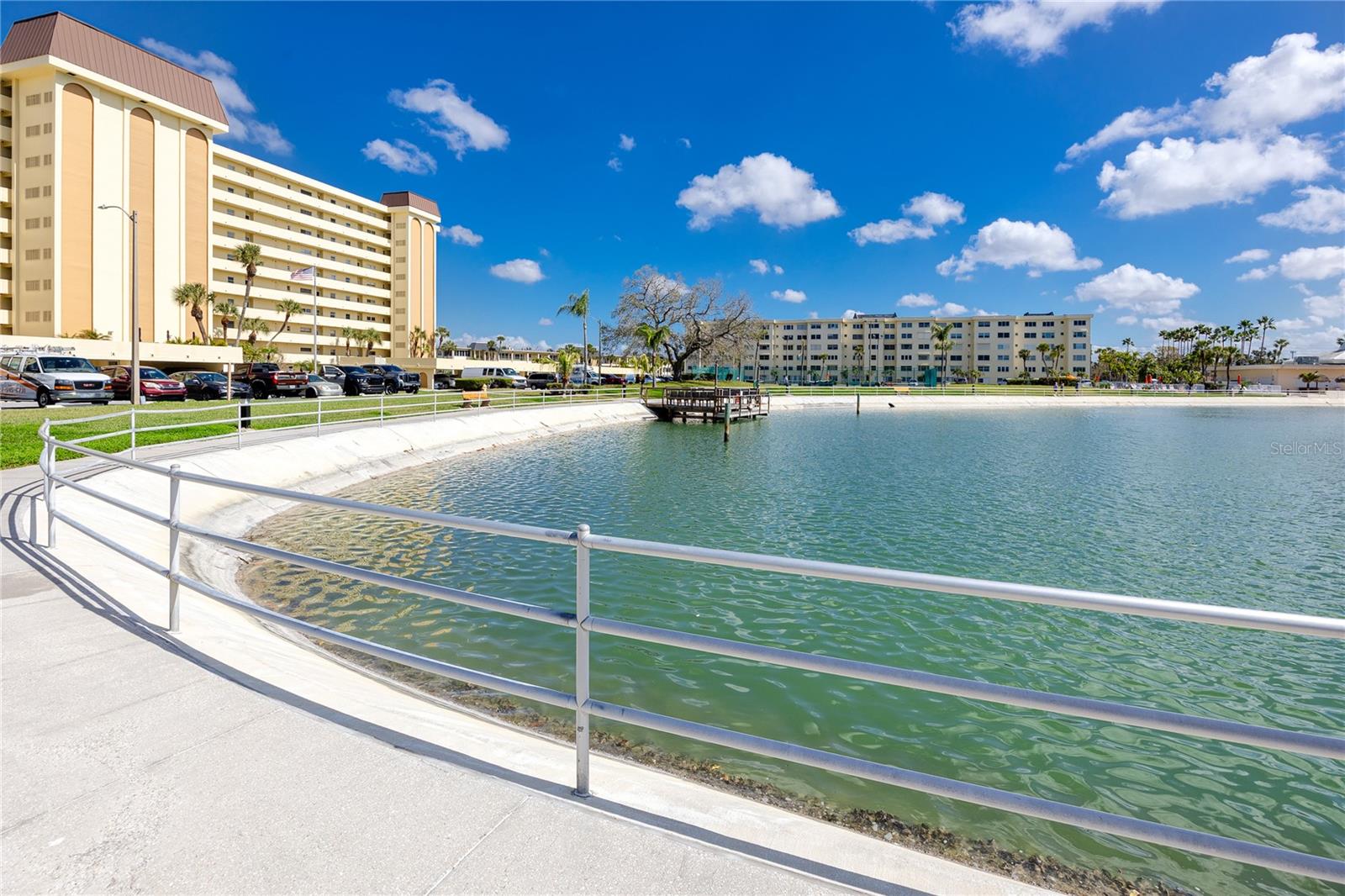 HAMILTON HOUSE THE CONDO - Residential