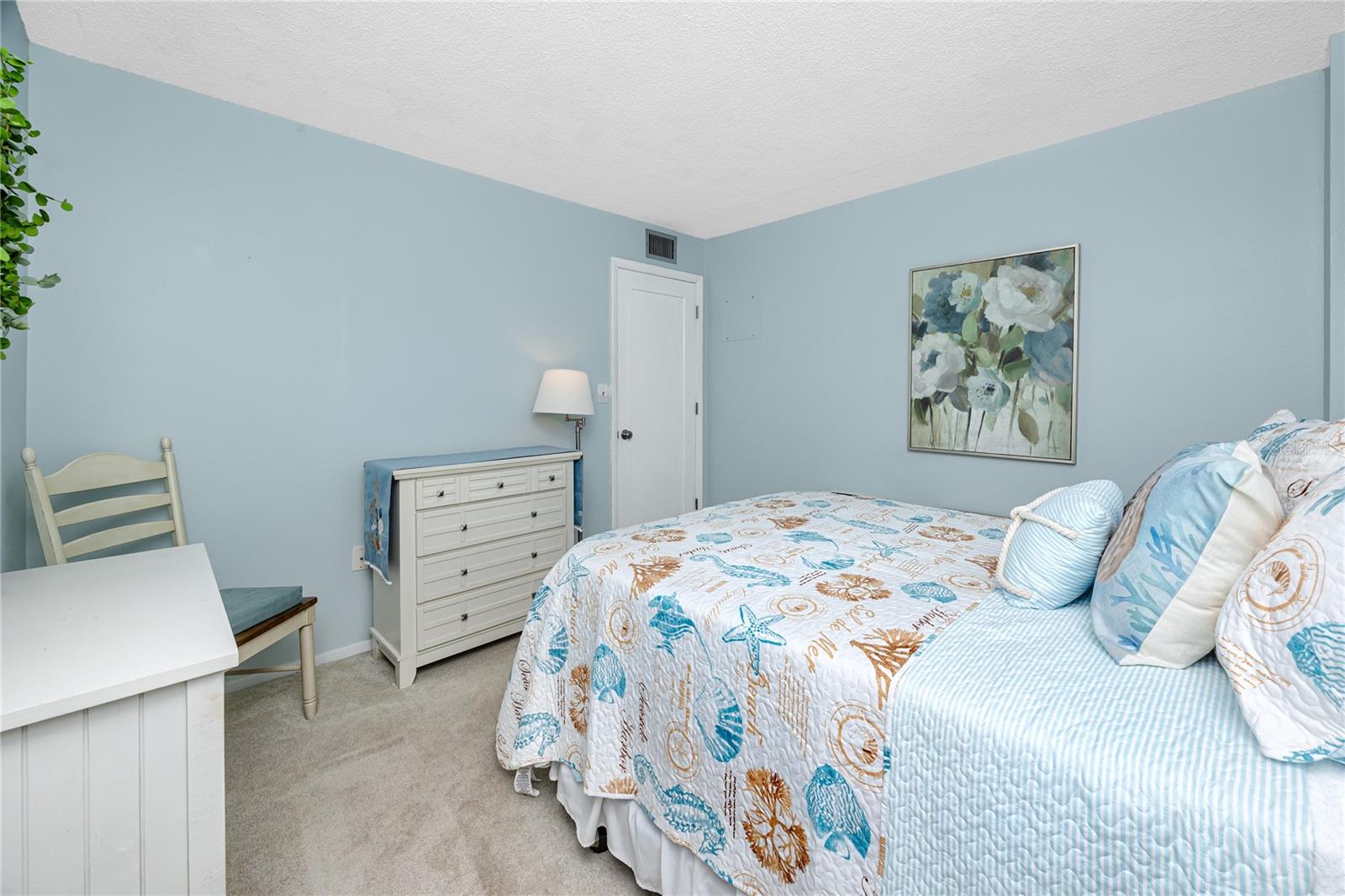 HAMILTON HOUSE THE CONDO - Residential