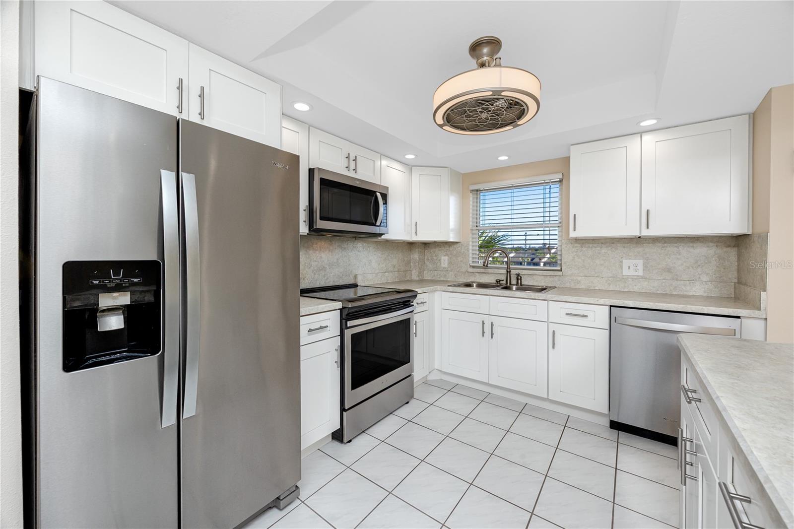 HAMILTON HOUSE THE CONDO - Residential