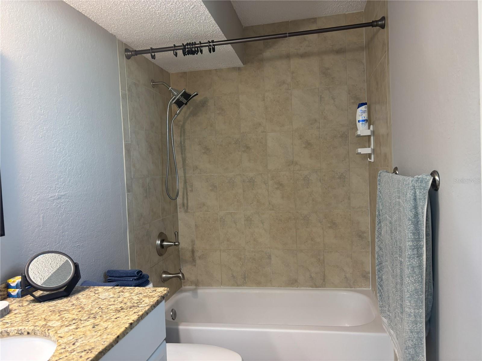 SARASOTA PALMS - Residential Lease