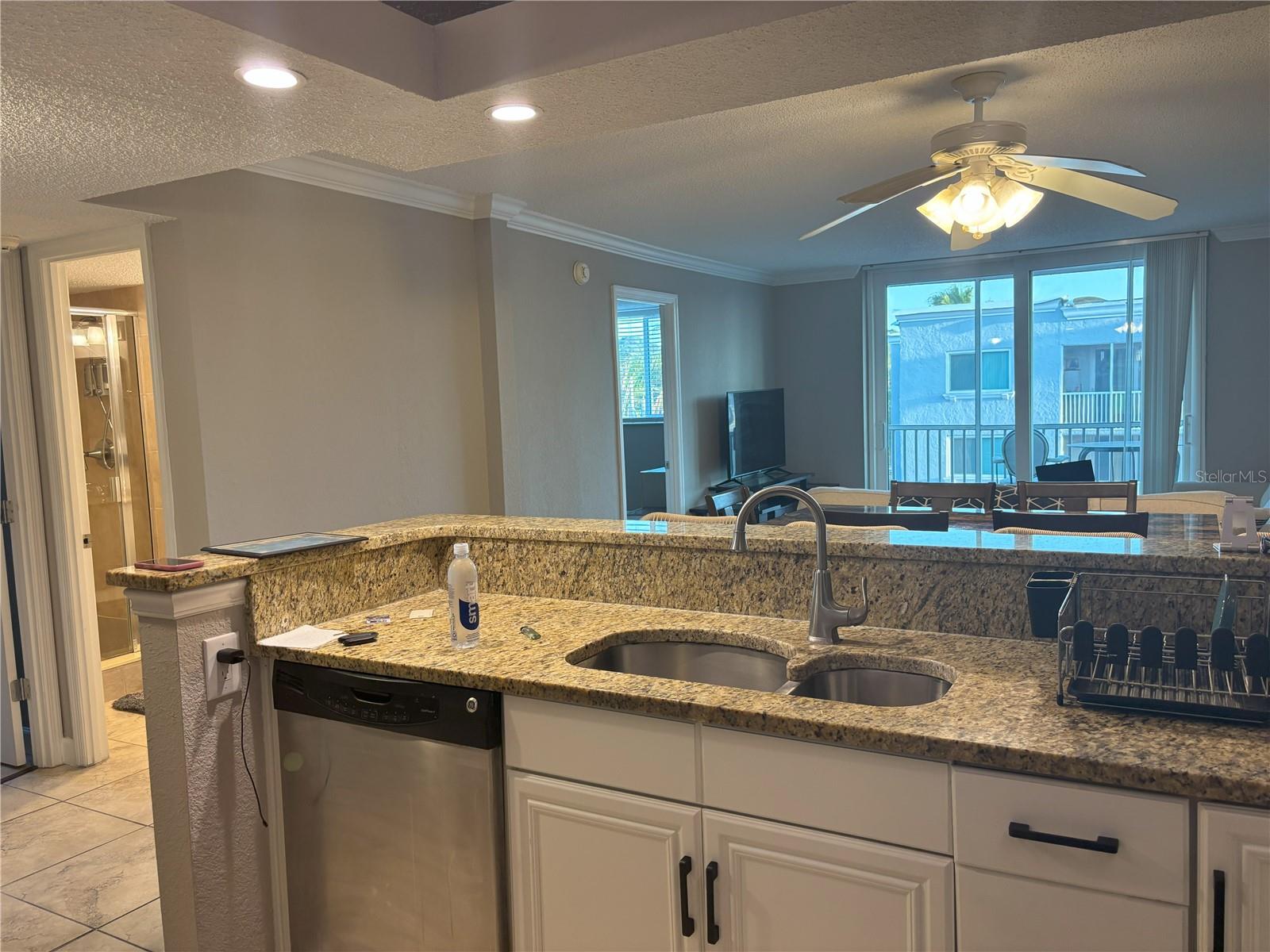 SARASOTA PALMS - Residential Lease