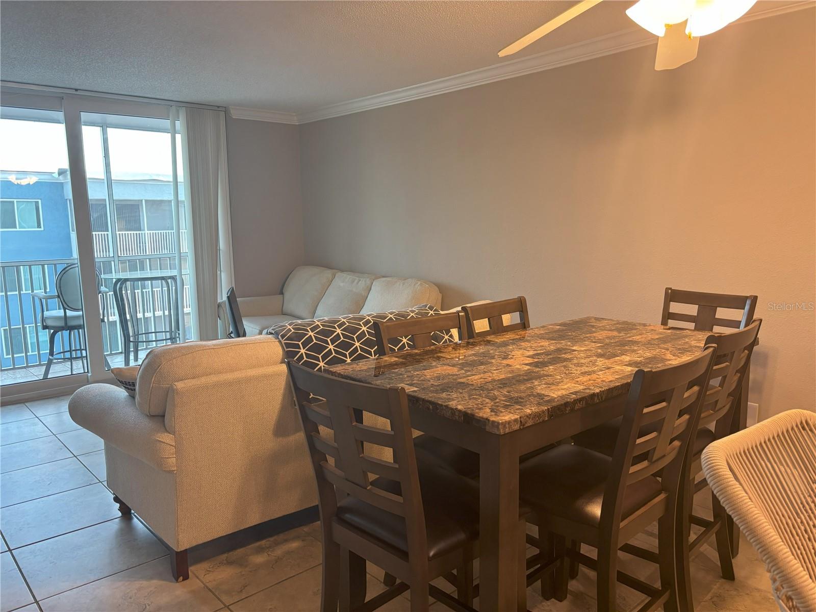 SARASOTA PALMS - Residential Lease