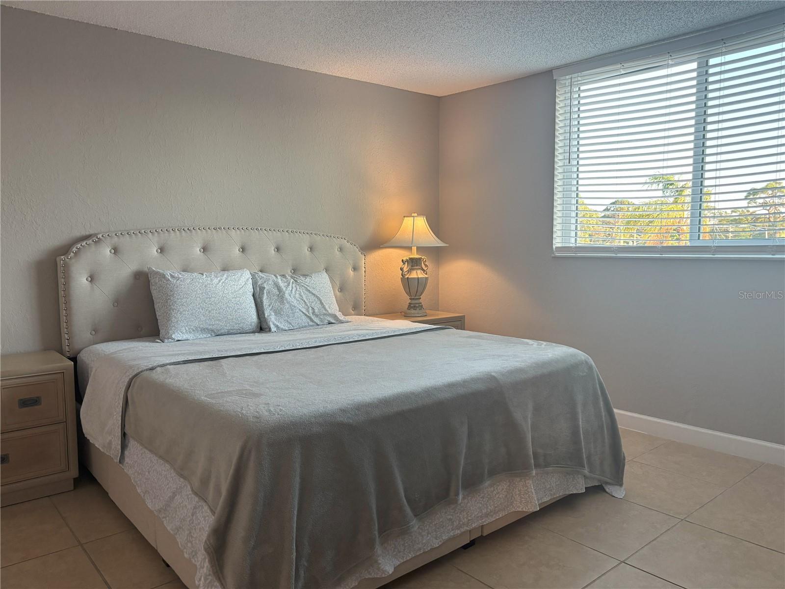 SARASOTA PALMS - Residential Lease