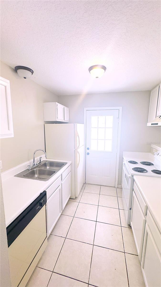 KENTWOOD PARK - Residential