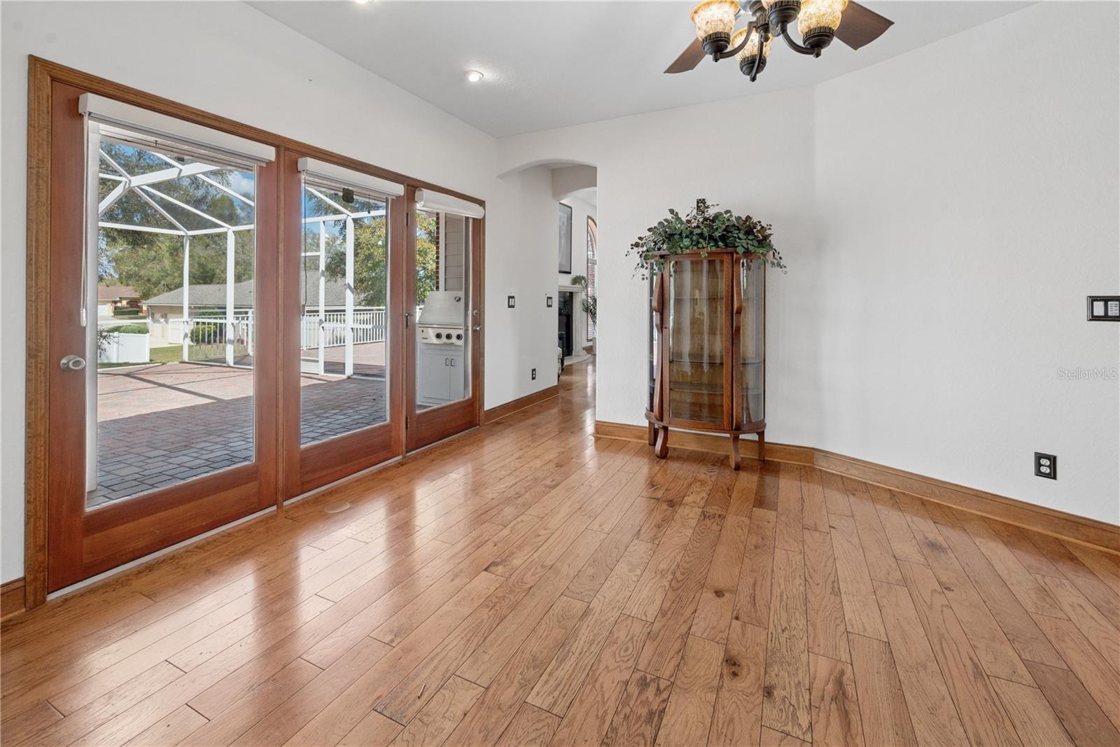 THE HUNT CLUB AT FOX POINT - Residential