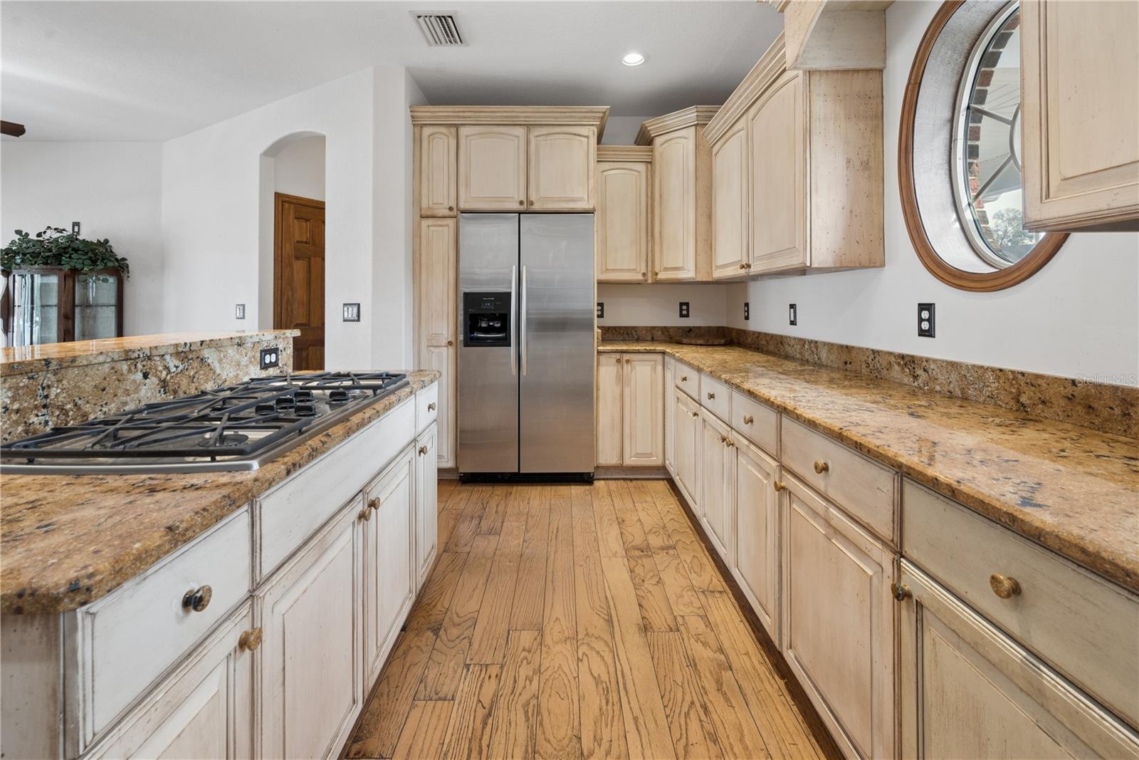 THE HUNT CLUB AT FOX POINT - Residential