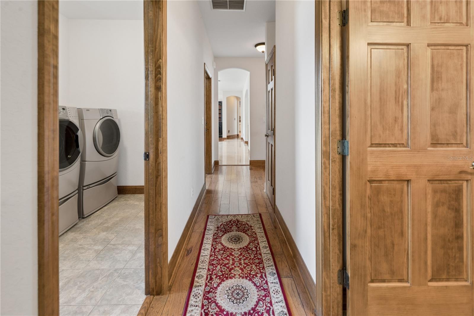 THE HUNT CLUB AT FOX POINT - Residential