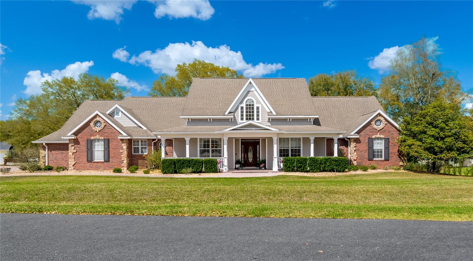 THE HUNT CLUB AT FOX POINT - Residential