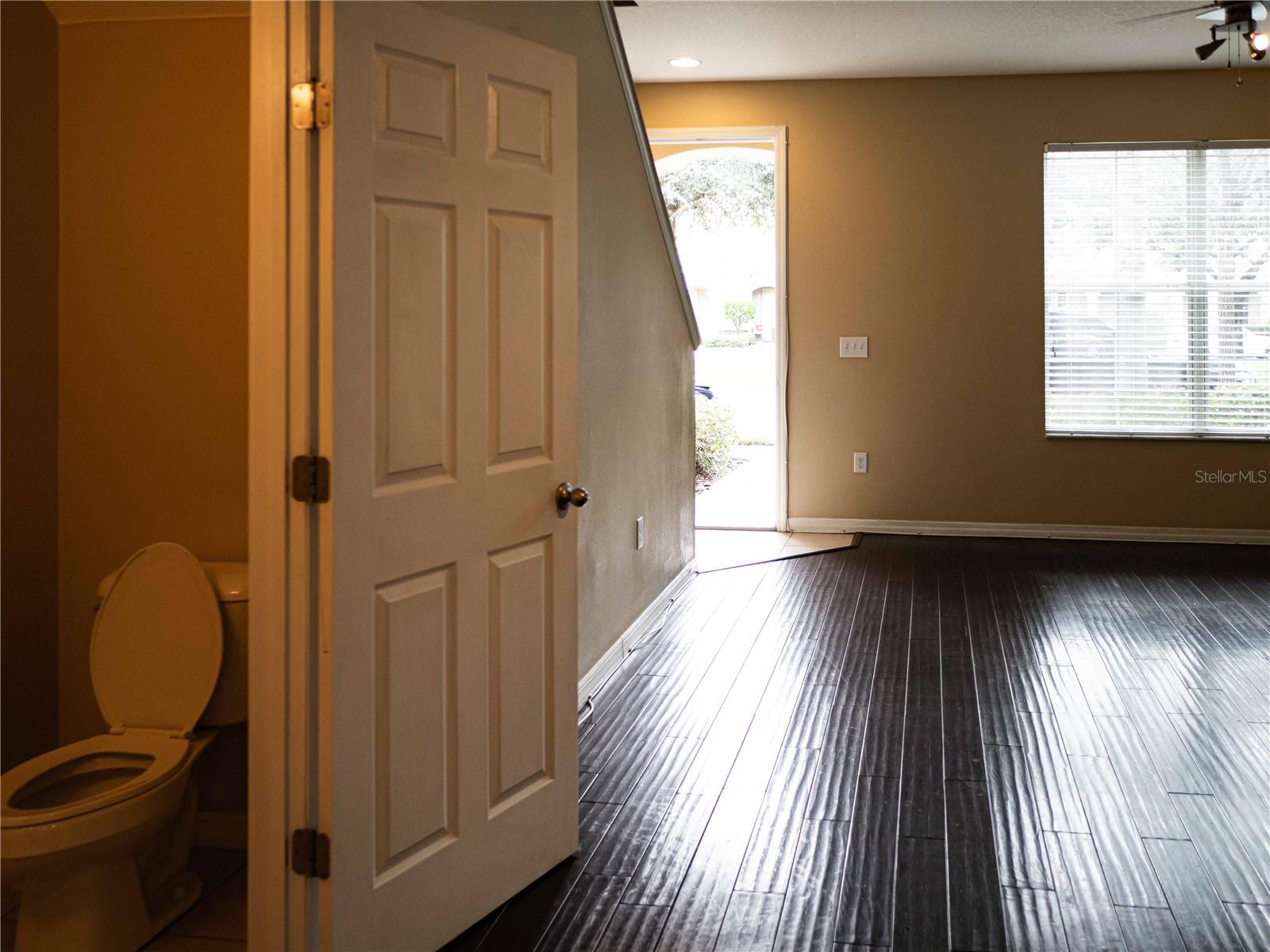 HAMPTON LAKES AT MAIN STREET - Residential Lease