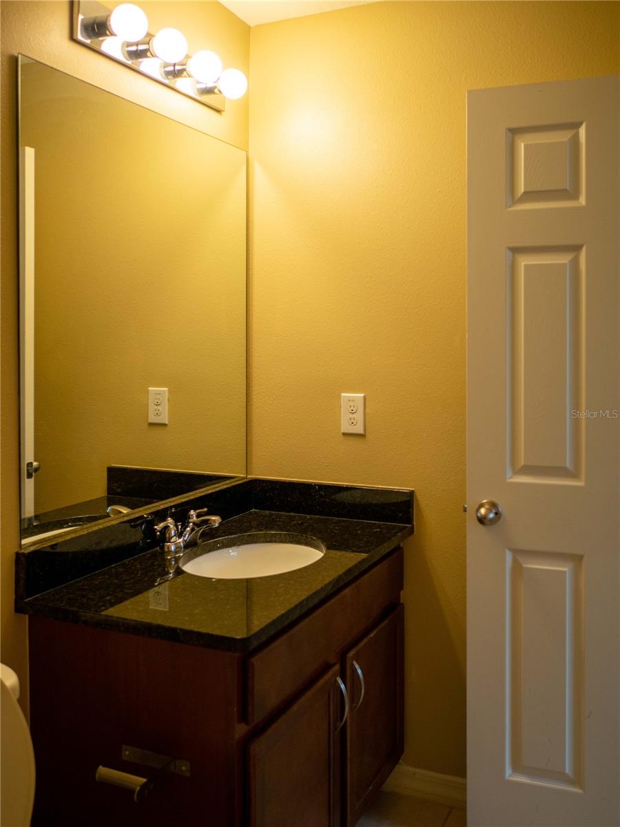 HAMPTON LAKES AT MAIN STREET - Residential Lease