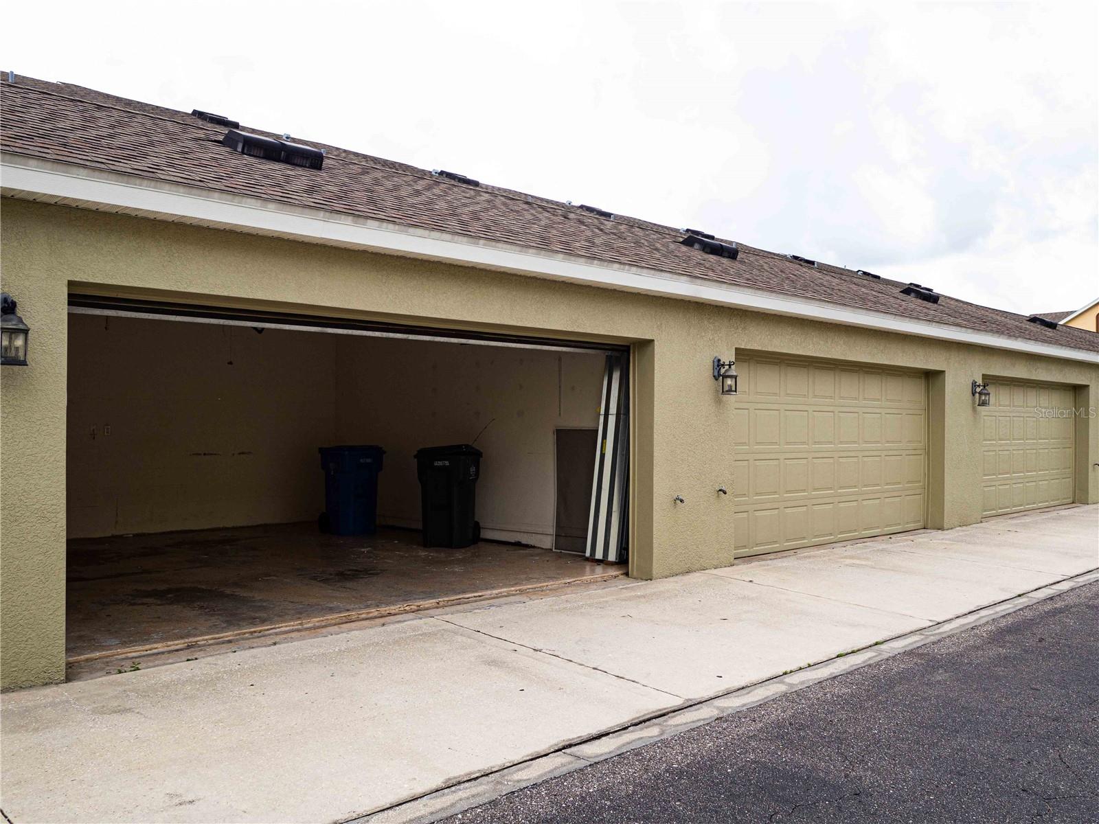 HAMPTON LAKES AT MAIN STREET - Residential Lease