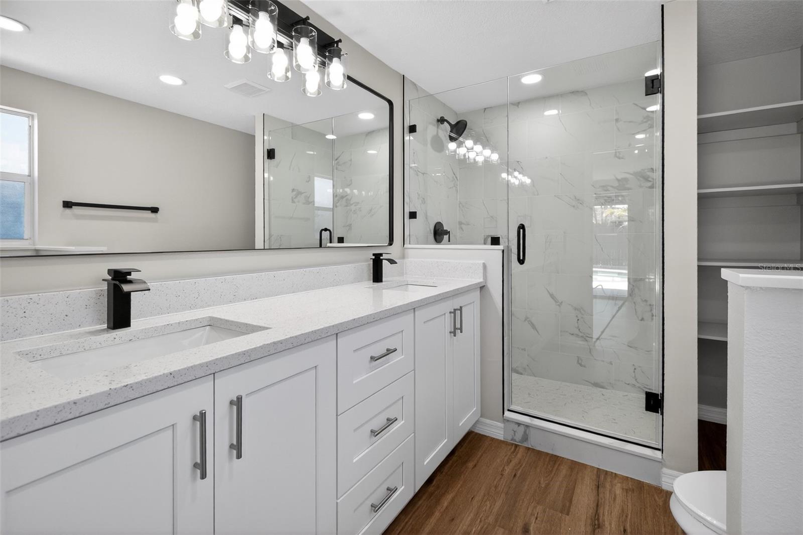 HOLIDAY LAKE ESTATES - Residential