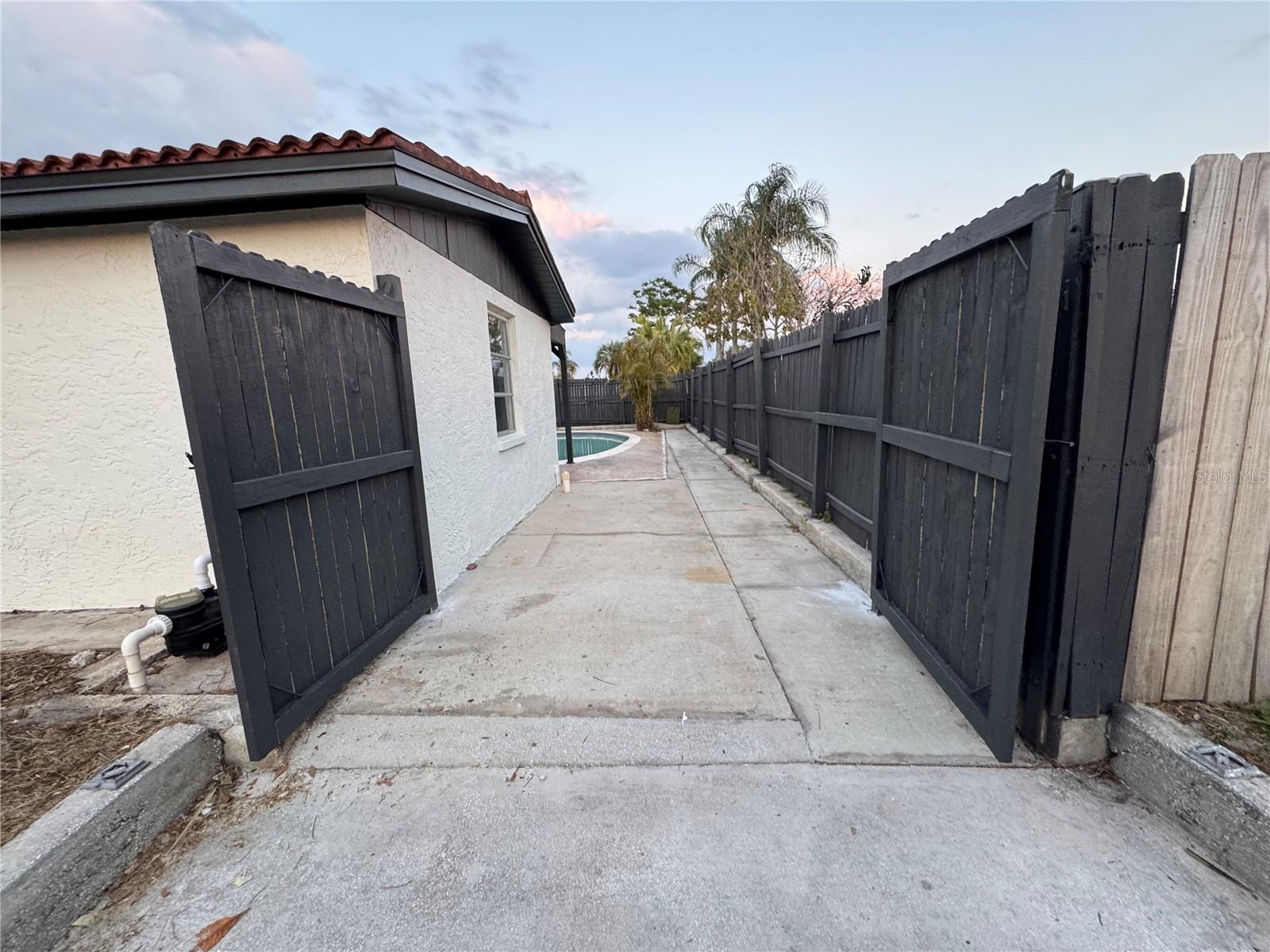 HOLIDAY LAKE ESTATES - Residential