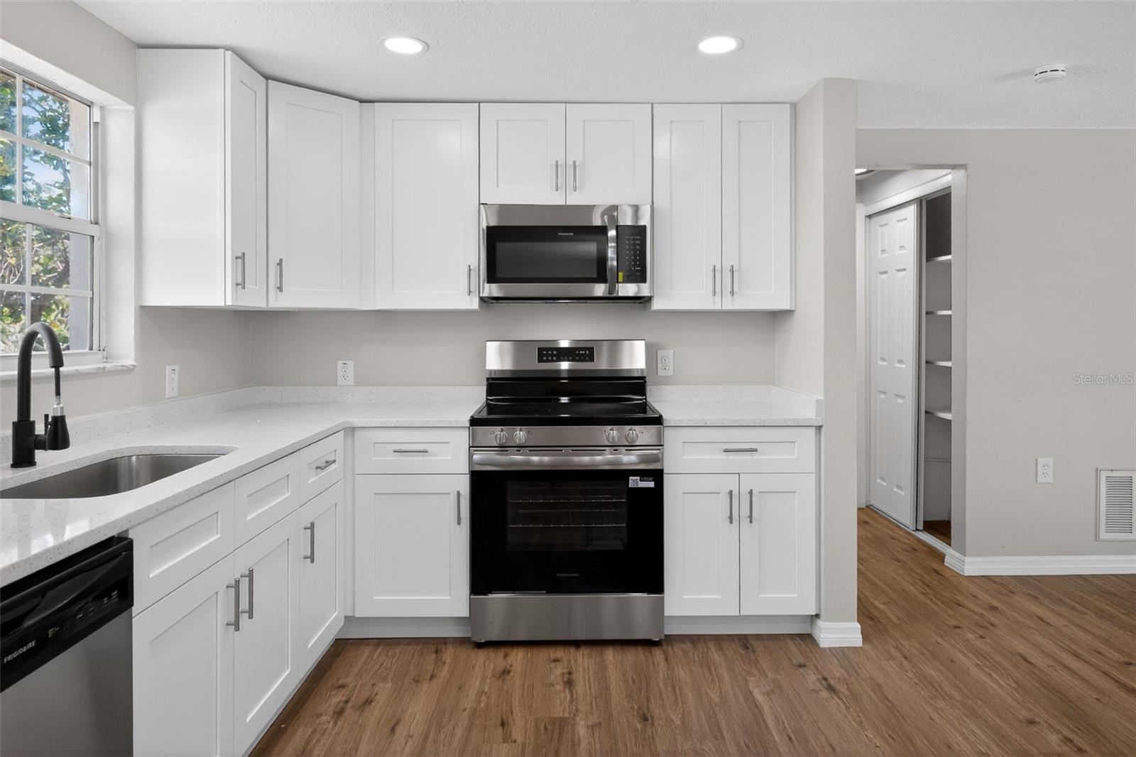 HOLIDAY LAKE ESTATES - Residential