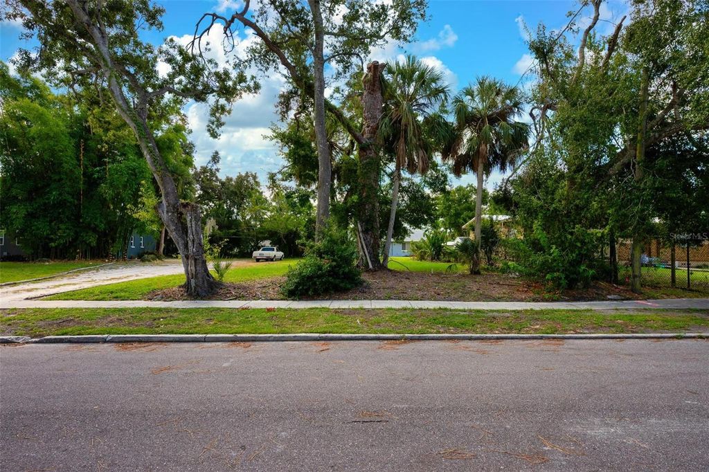 Photo of 1460 17th Street, Sarasota, FL 34234 (MLS # A4667815)