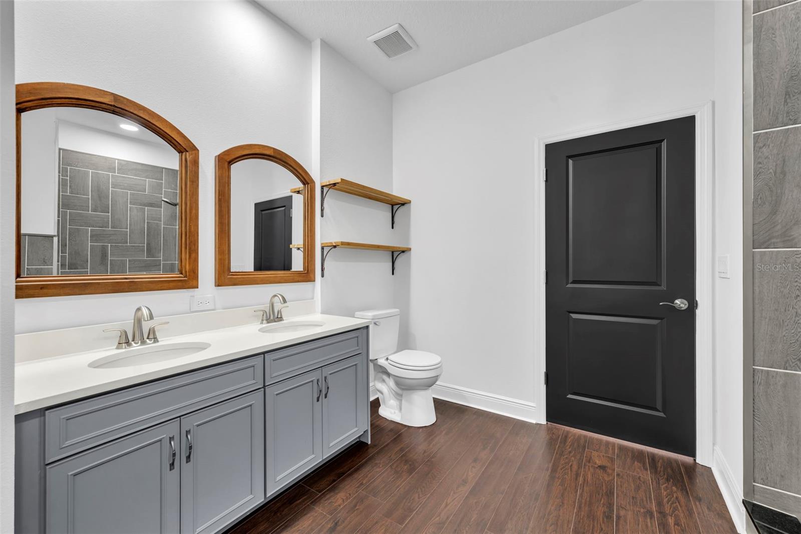 LAKE STANDISH HEIGHTS - Residential