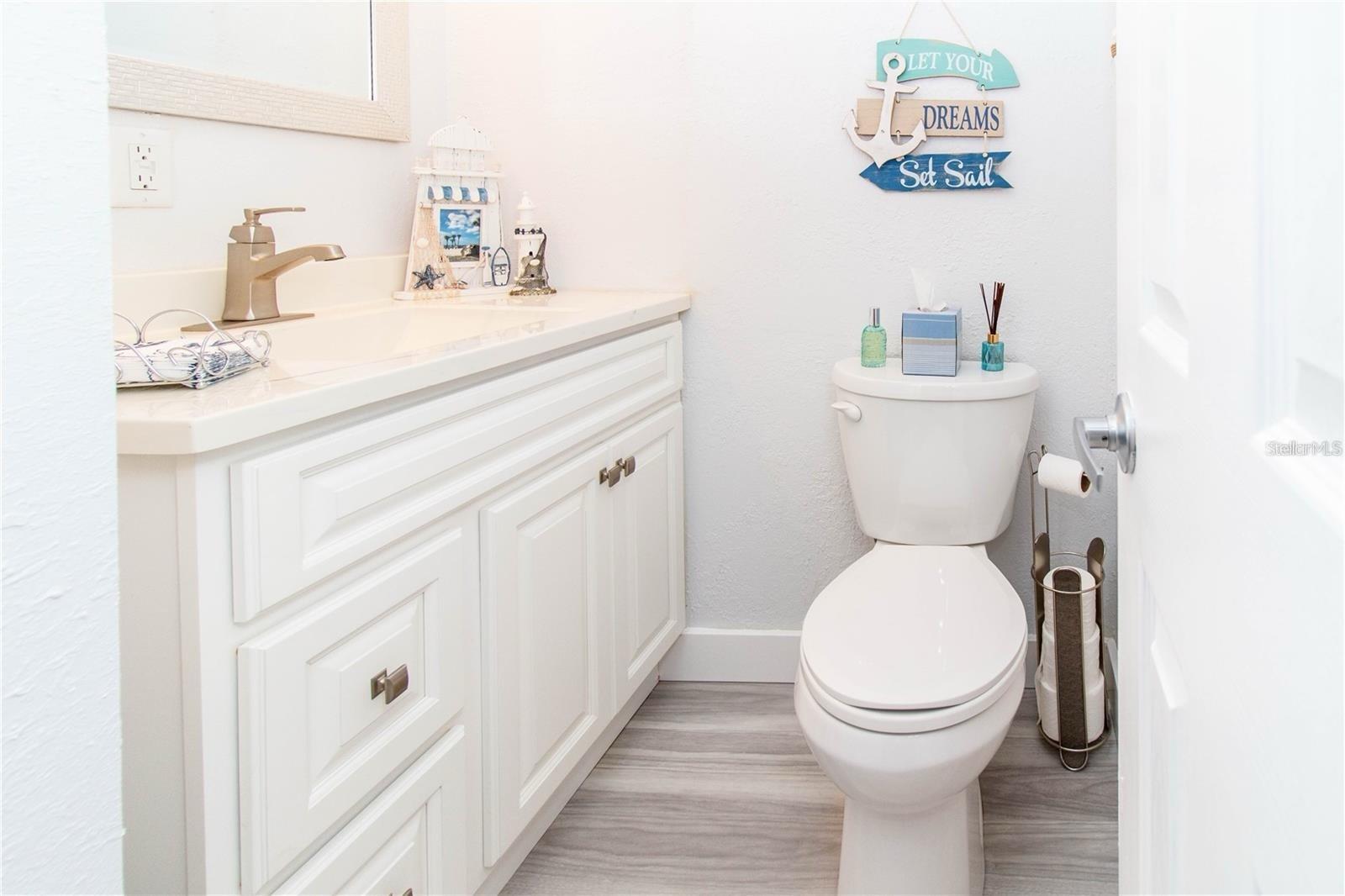 HARBOR VILLAS CONDO PH 1 - Residential