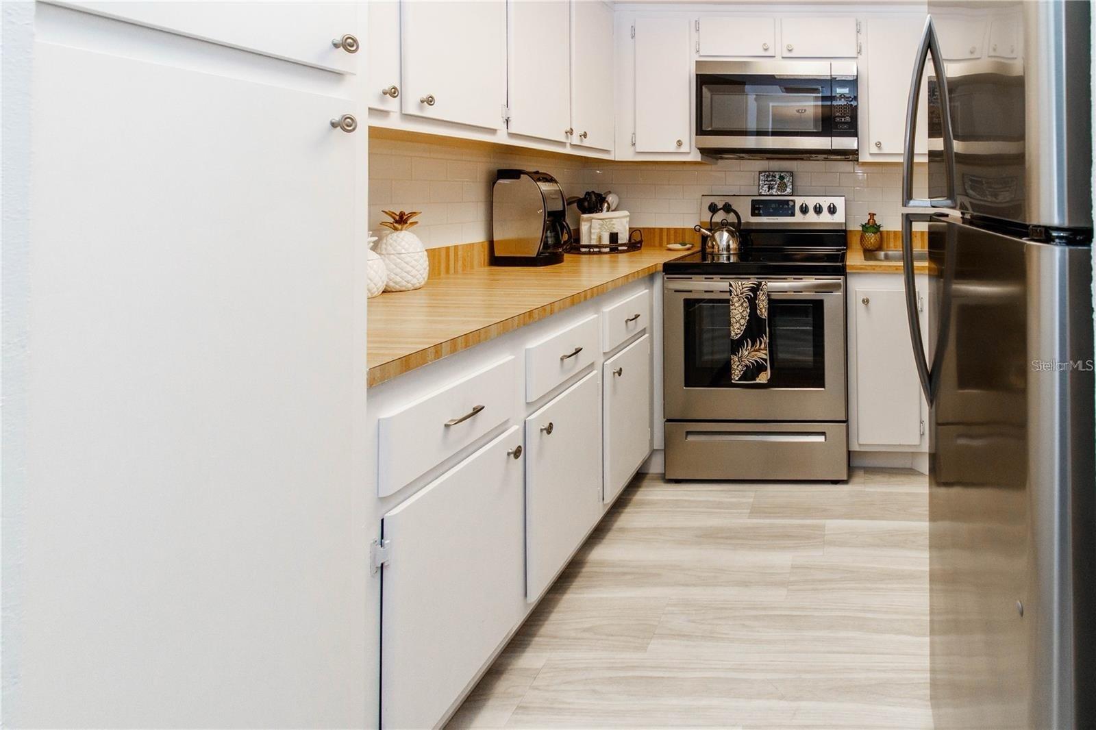 HARBOR VILLAS CONDO PH 1 - Residential