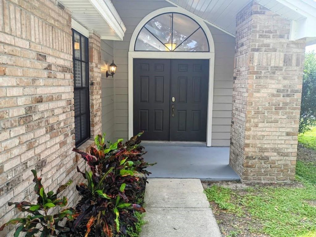 Photo of 2181 Wekiwa Oaks Drive, Apopka, FL 32703 (MLS # O6314297)