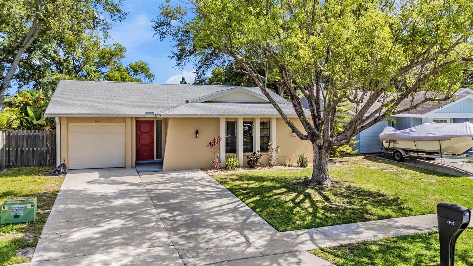 CYPRESS GREEN - Residential