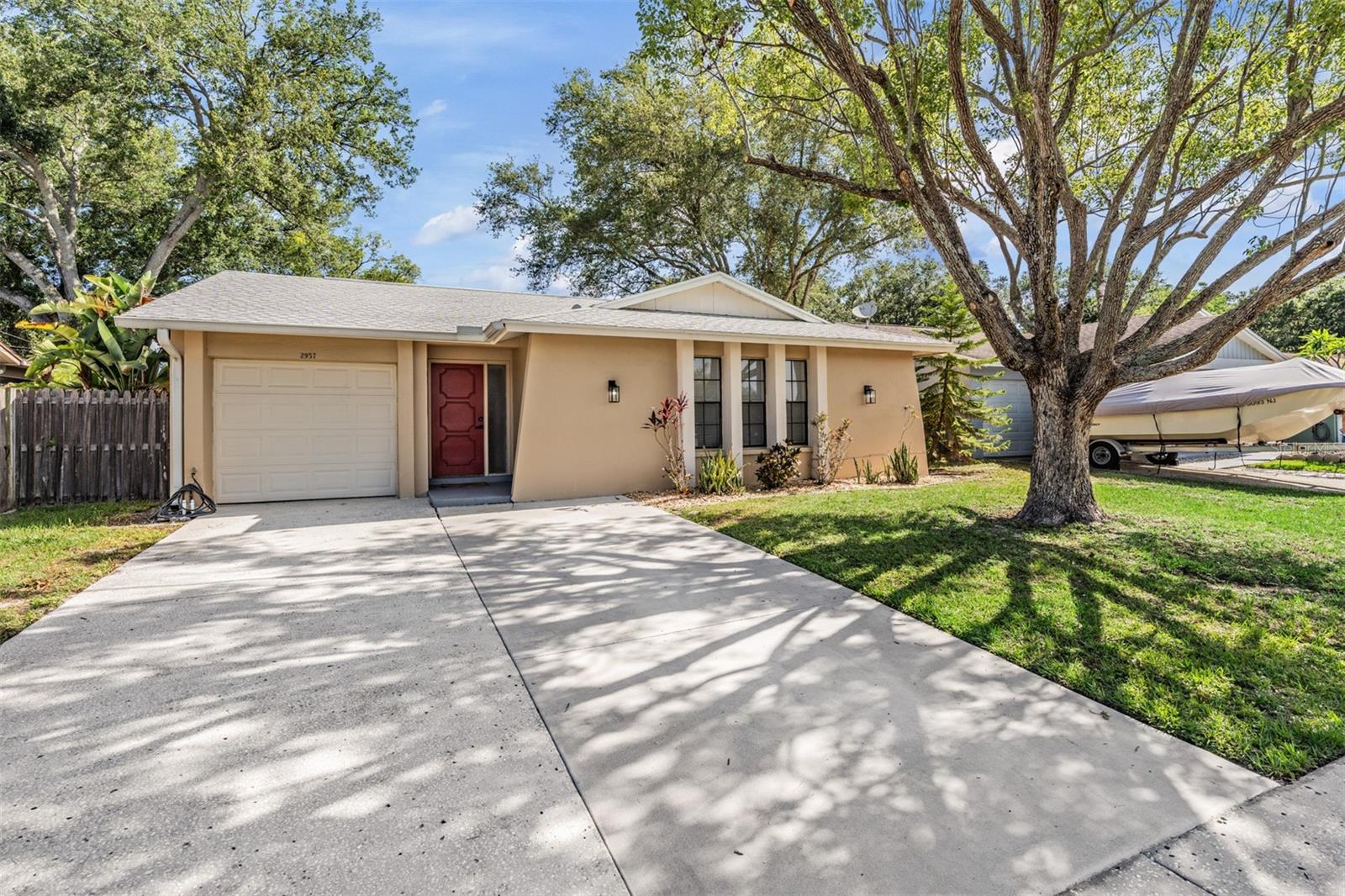 CYPRESS GREEN - Residential