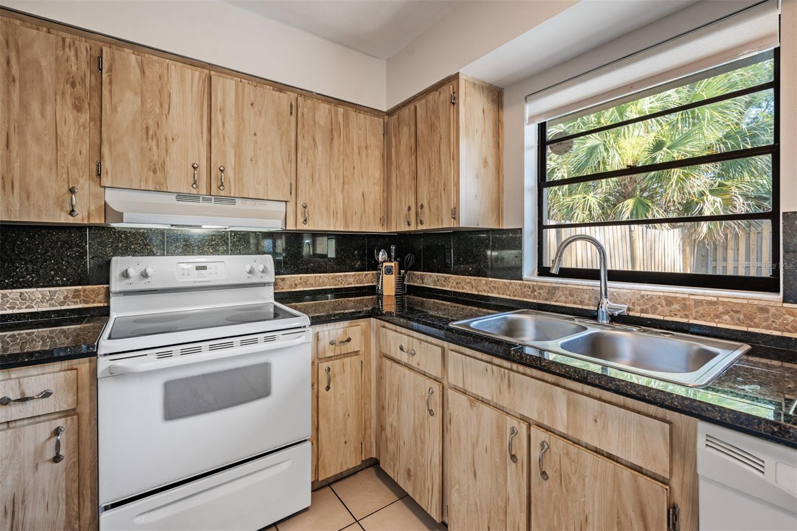 CYPRESS GREEN - Residential