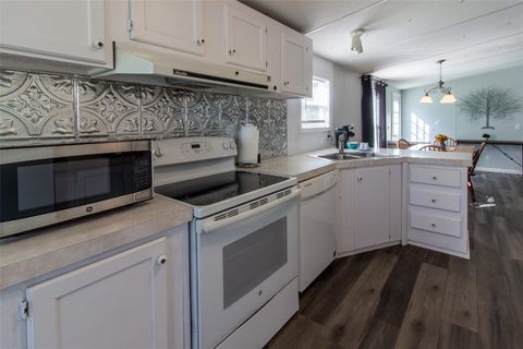 Tiny photo for 20221 SW 5th Place, Dunnellon, FL 34431 (MLS # OM712308)