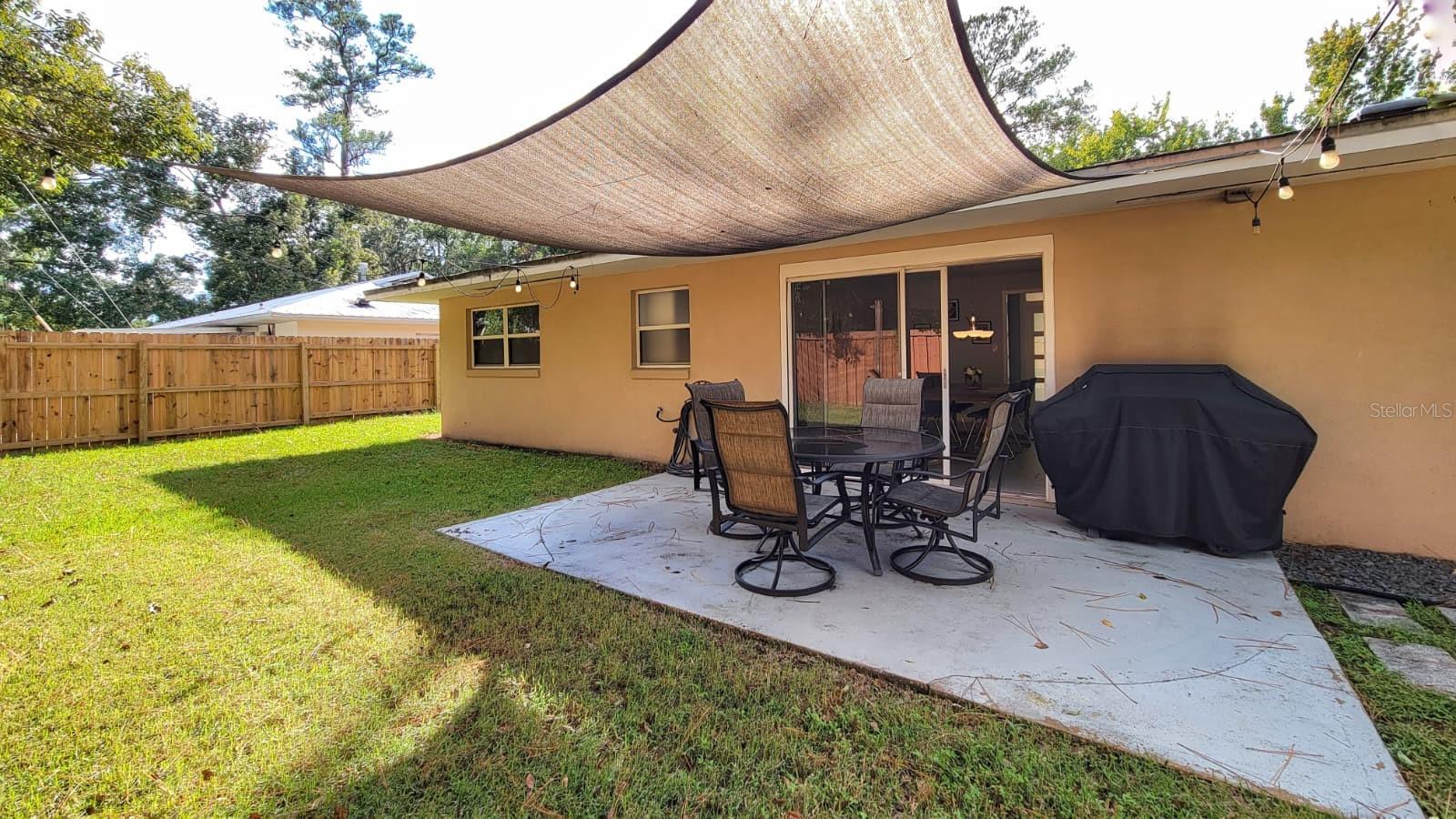 WESTSIDE ESTATES - Residential Lease