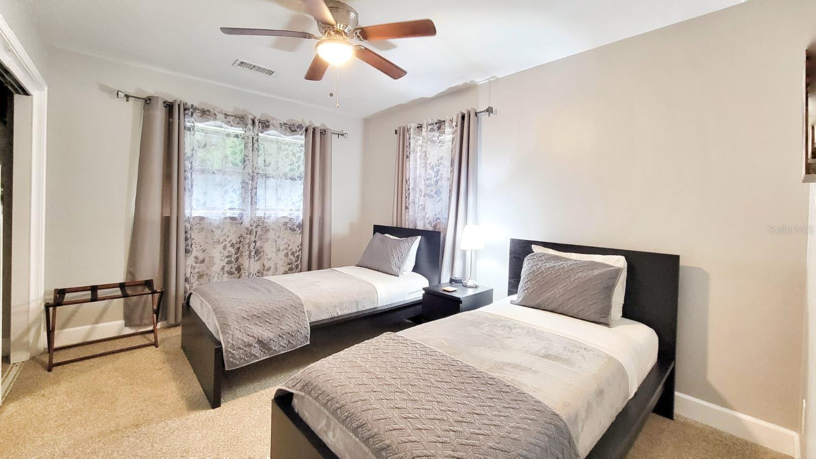 WESTSIDE ESTATES - Residential Lease