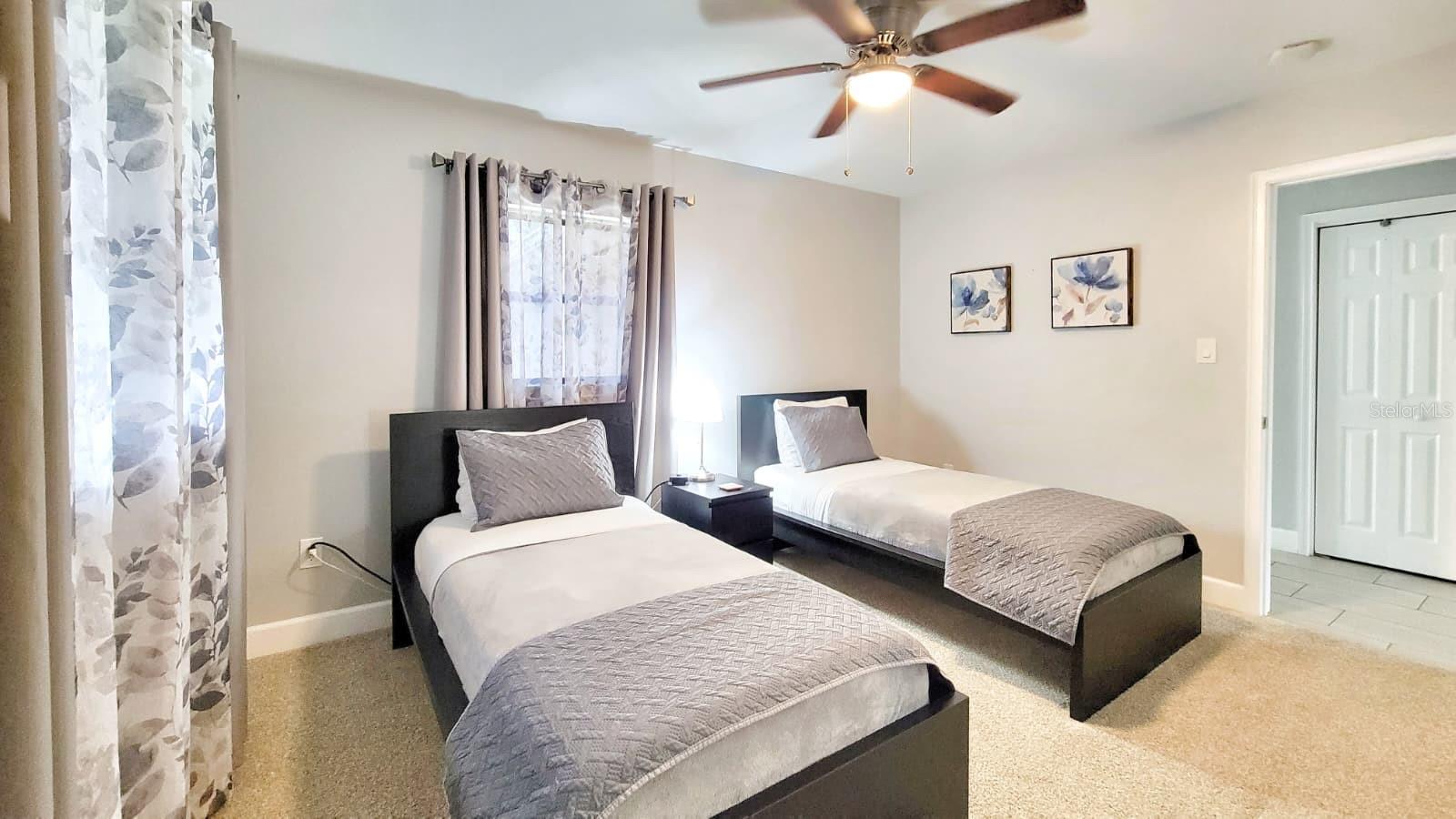 WESTSIDE ESTATES - Residential Lease