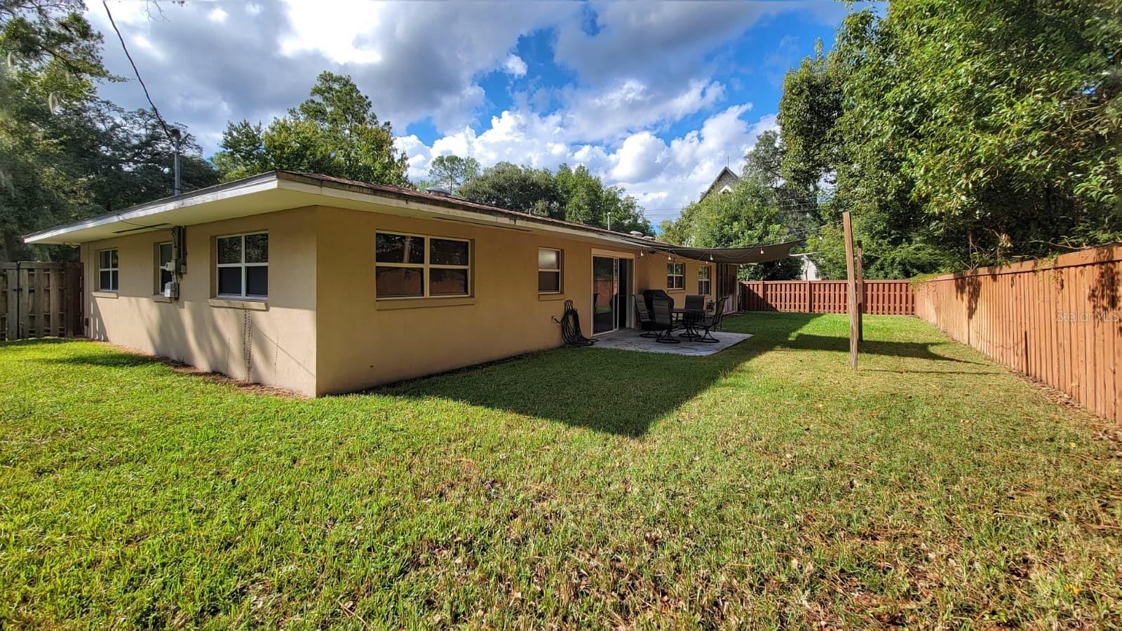 WESTSIDE ESTATES - Residential Lease