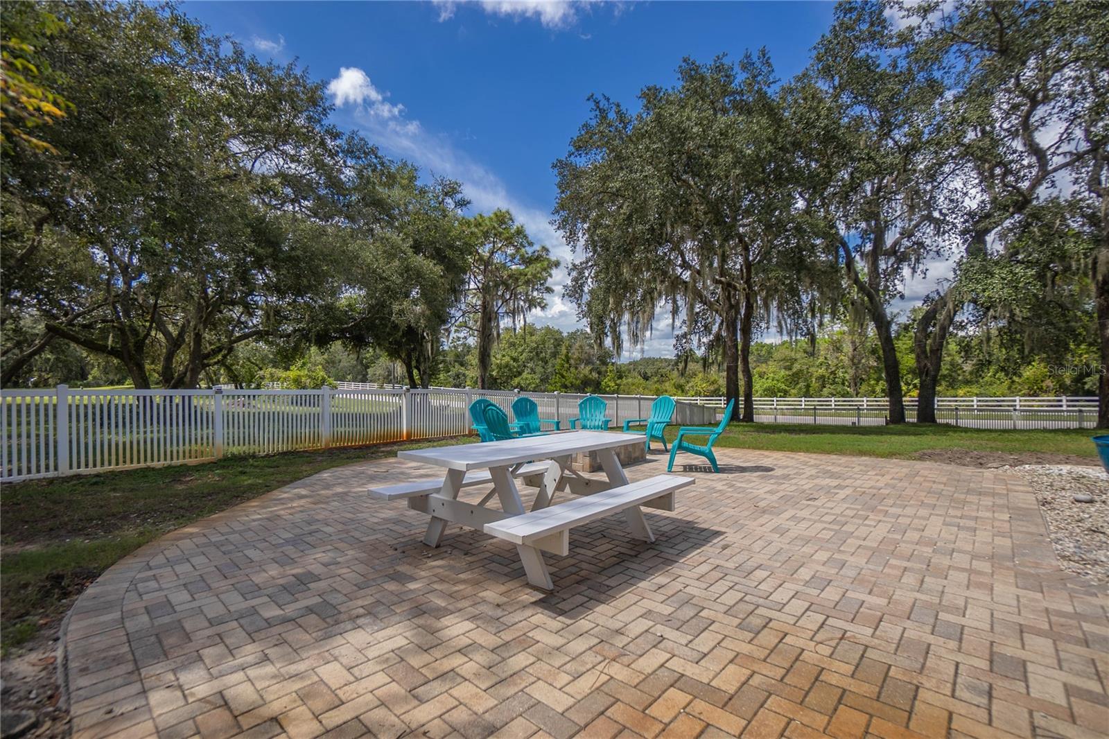 BAY MEADOW AT 7 LAKES - Residential