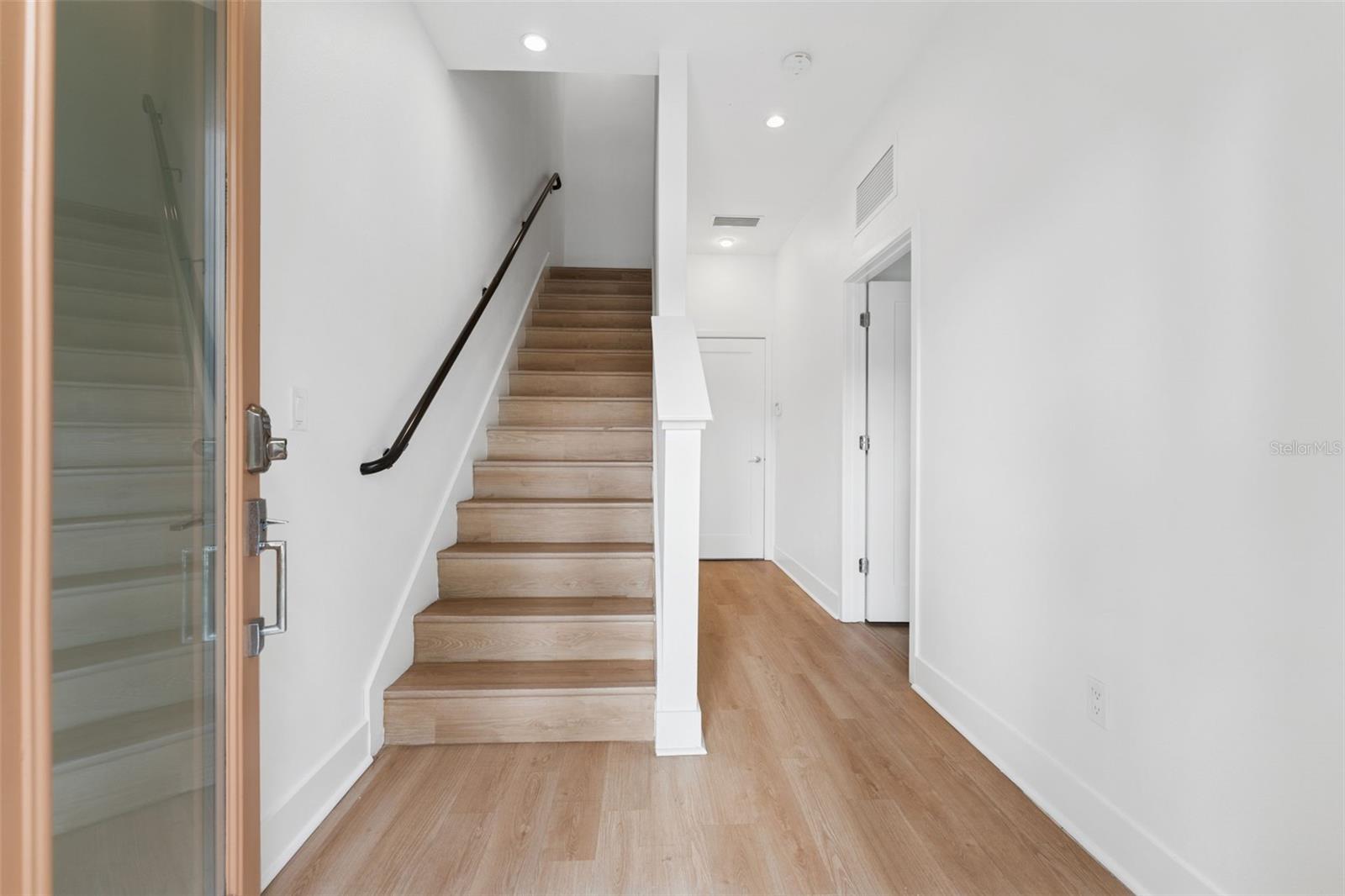 4810 W MCELROY AVENUE 5