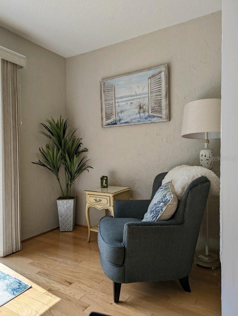 BIRD BAY V - Residential Lease