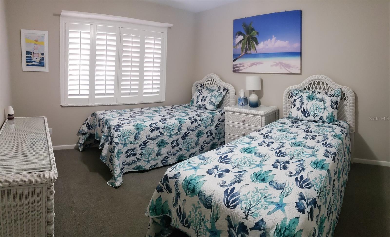 BIRD BAY V - Residential Lease