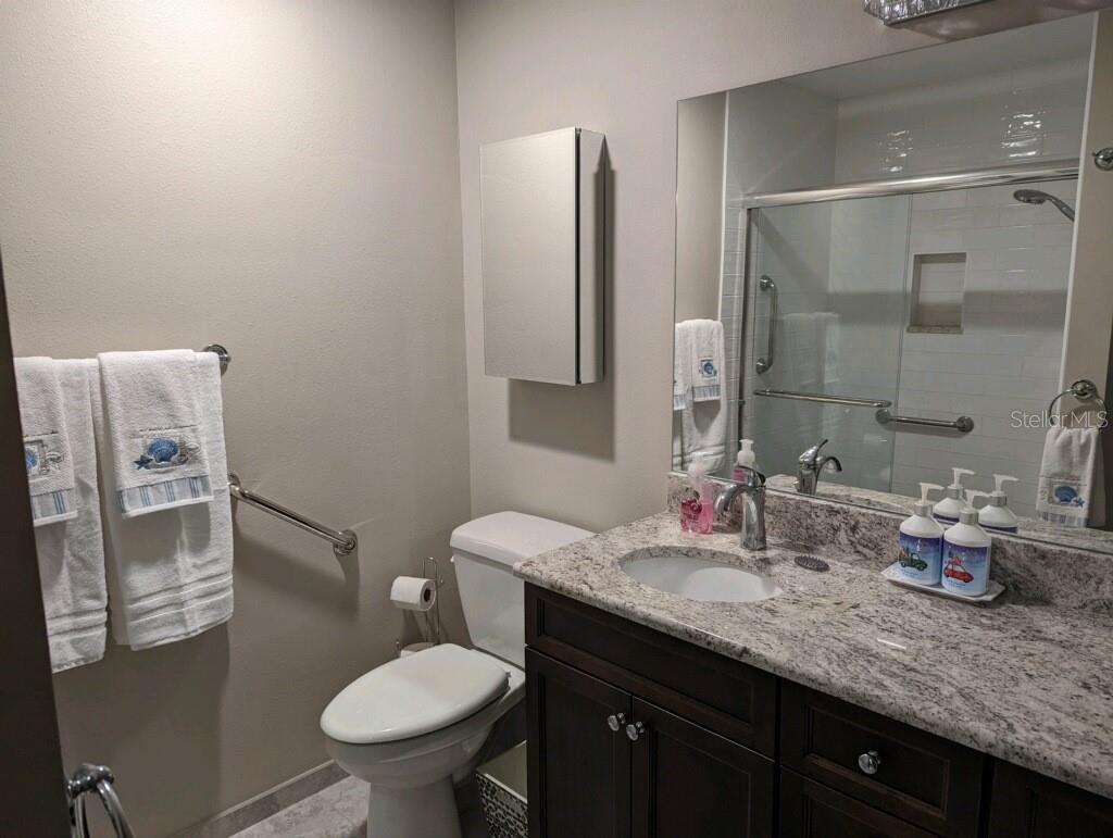 BIRD BAY V - Residential Lease