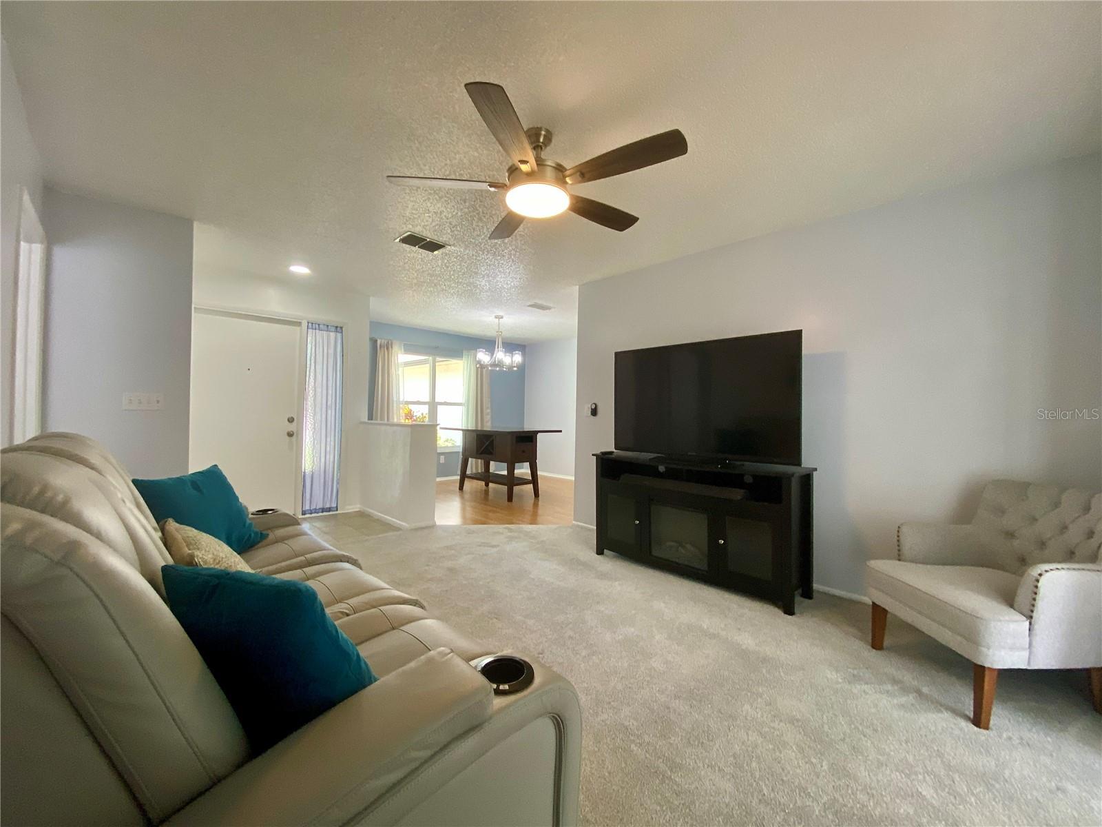 1657 GLENGARRY DRIVE