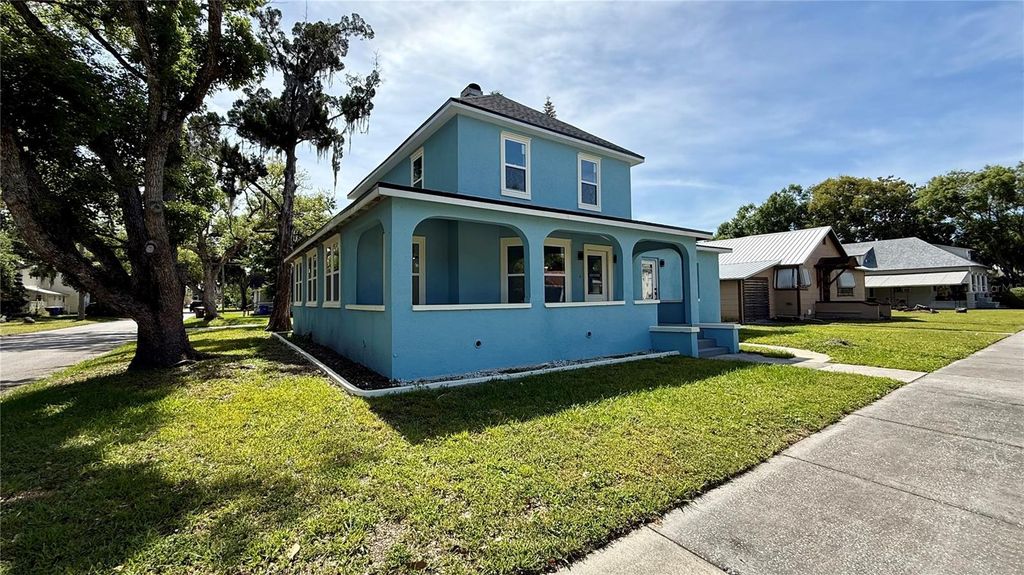 Photo of 701 New York Avenue, Saint Cloud, FL 34769 (MLS # S5149335)