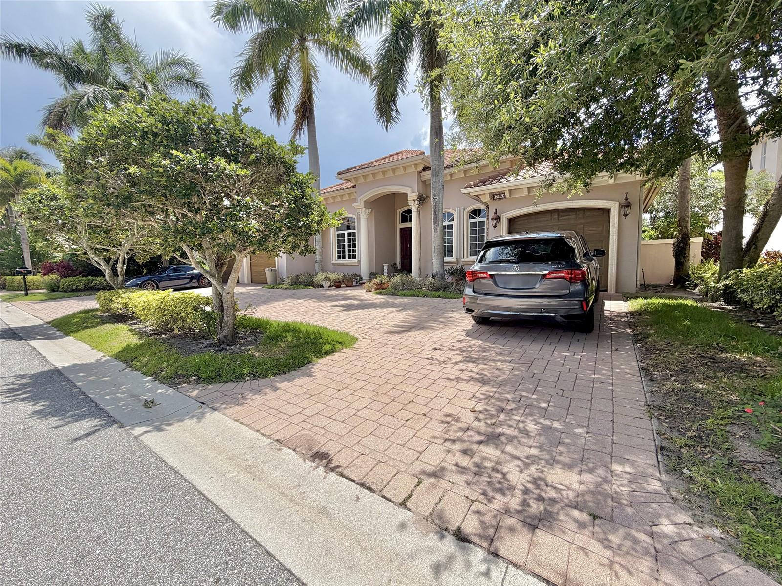 785 HARBOUR ISLE PLACE