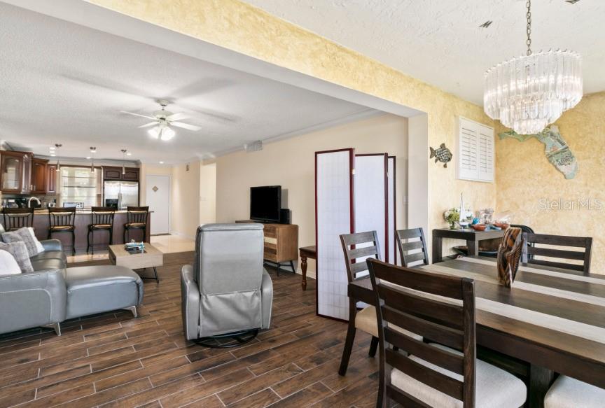 SUTTON PLACE - Residential