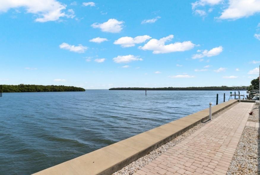 SUTTON PLACE - Residential