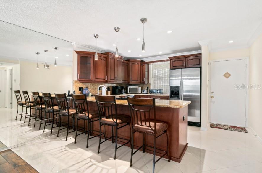 SUTTON PLACE - Residential