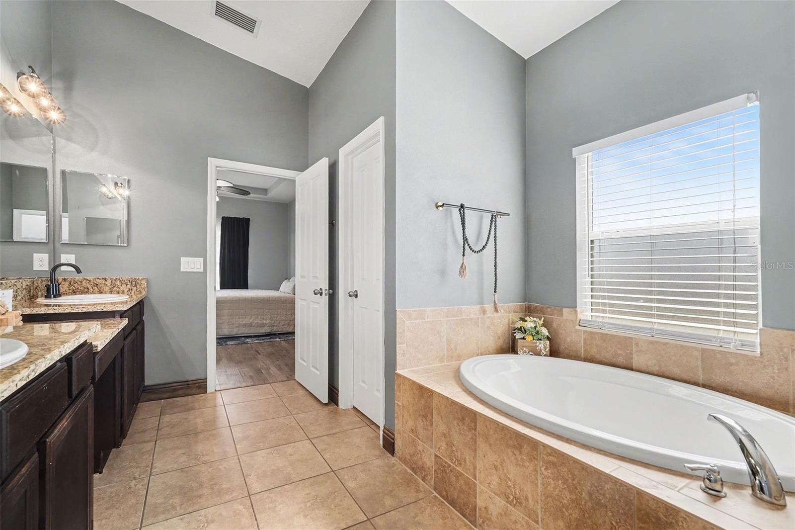 OAK GLEN SUB - Residential