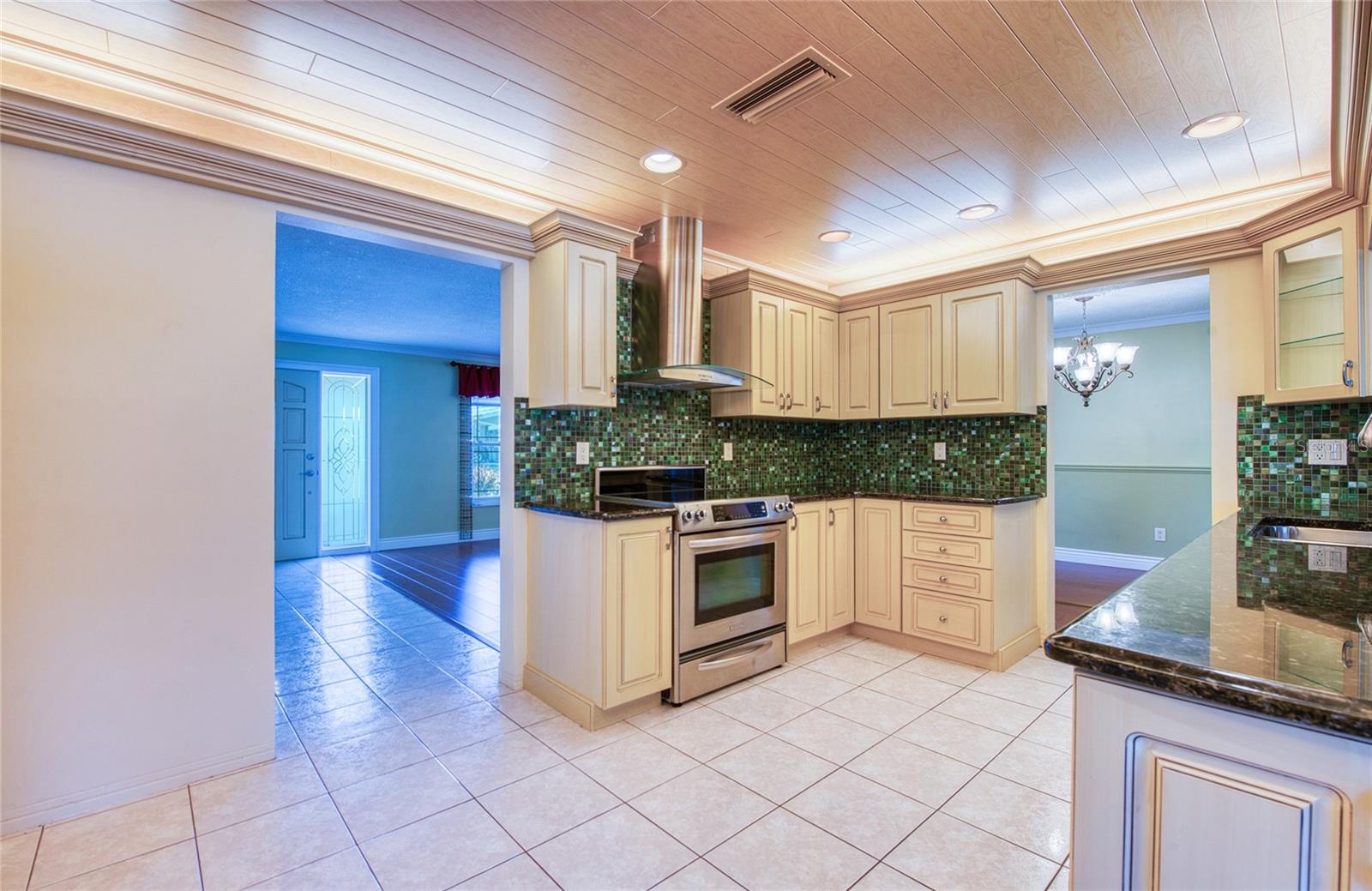 TAMARAC BY THE GULF - Residential