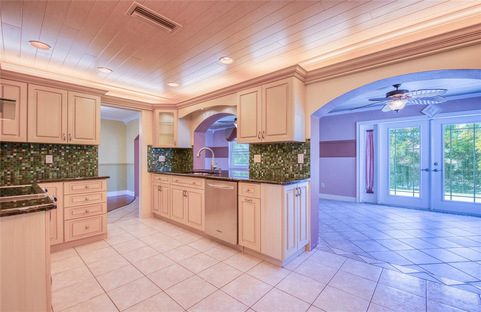 TAMARAC BY THE GULF - Residential