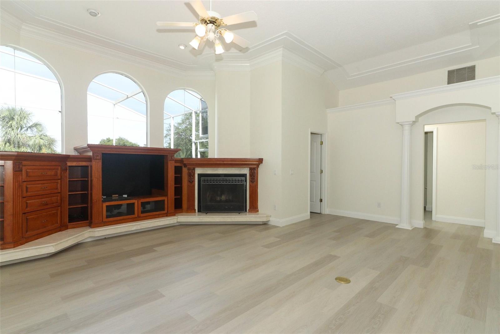 DEBARY PLANTATION UNIT 10 - Residential