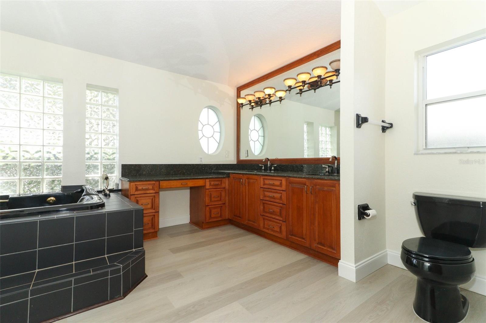 DEBARY PLANTATION UNIT 10 - Residential