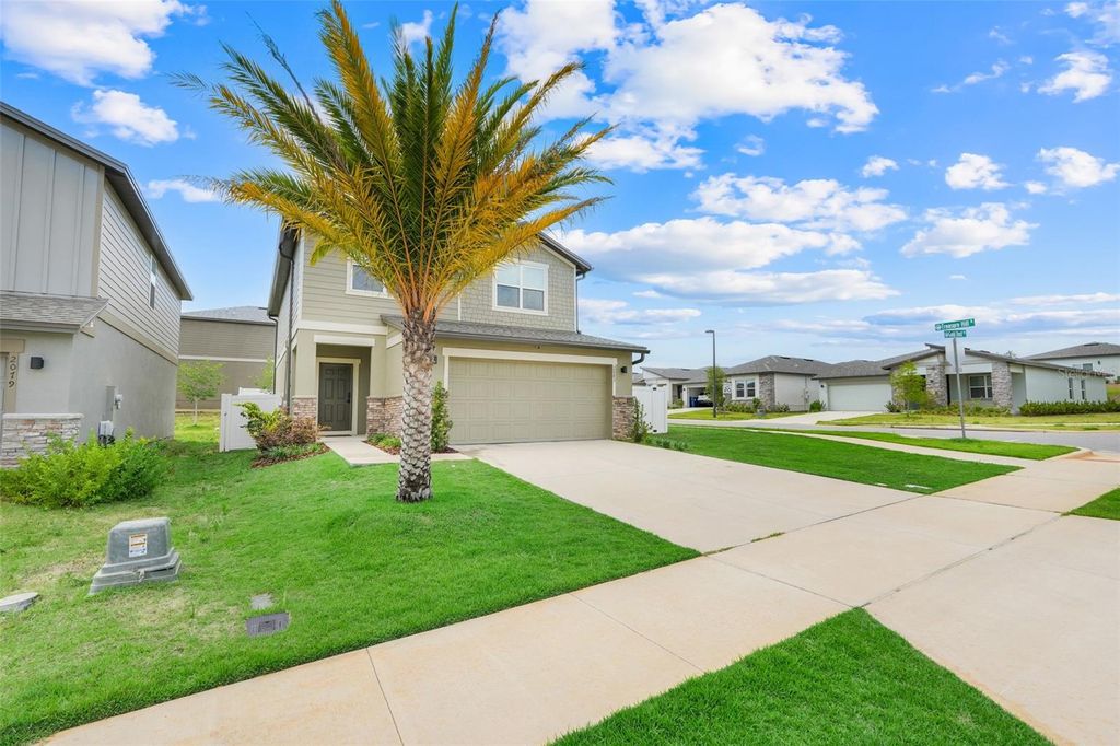 Photo of 2083 Gold Dust Drive, Minneola, FL 34715 (MLS # O6393168)